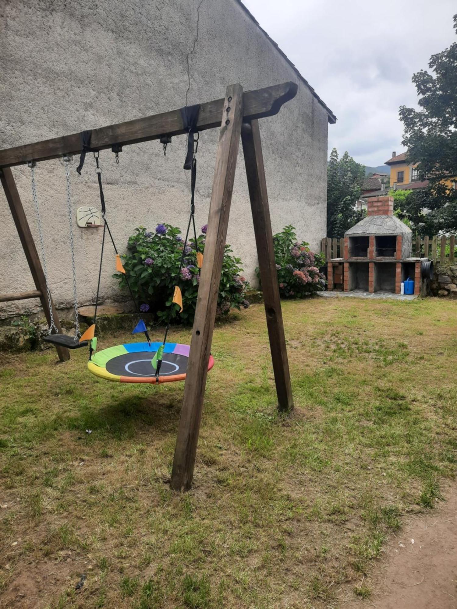 Apartamentos Rurales La Candaliega Onís Екстериор снимка