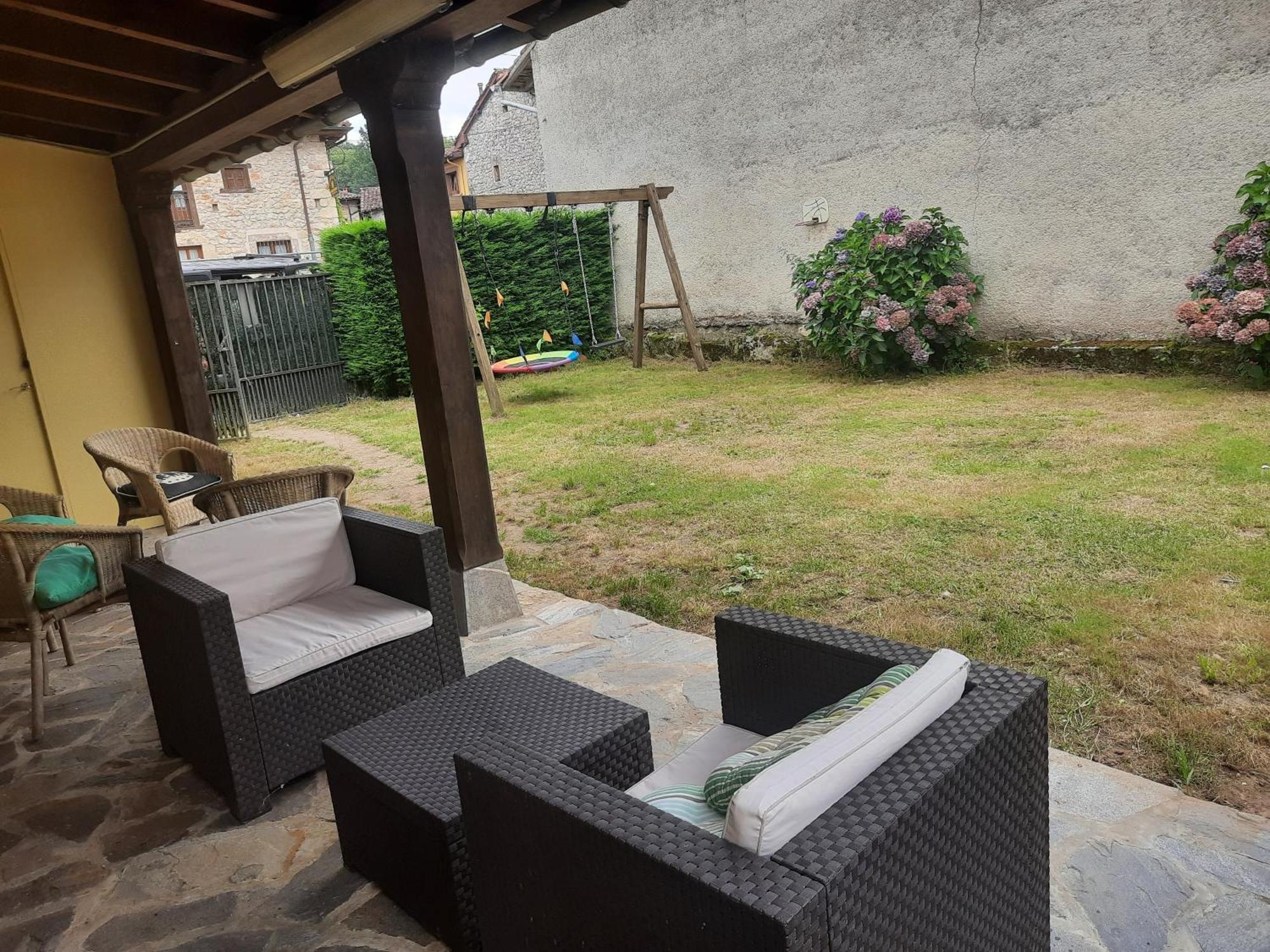 Apartamentos Rurales La Candaliega Onís Екстериор снимка